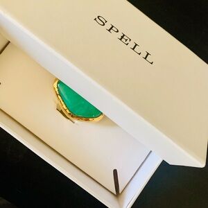 🆕✨ CHRYSOPRASE STONE RING in Joshua Tree 💚